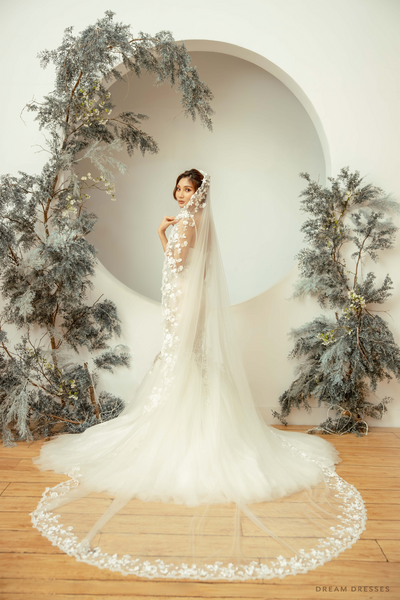 Cathedral 3D Floral Veil (#Enrica) | Dream Dresses Chapel