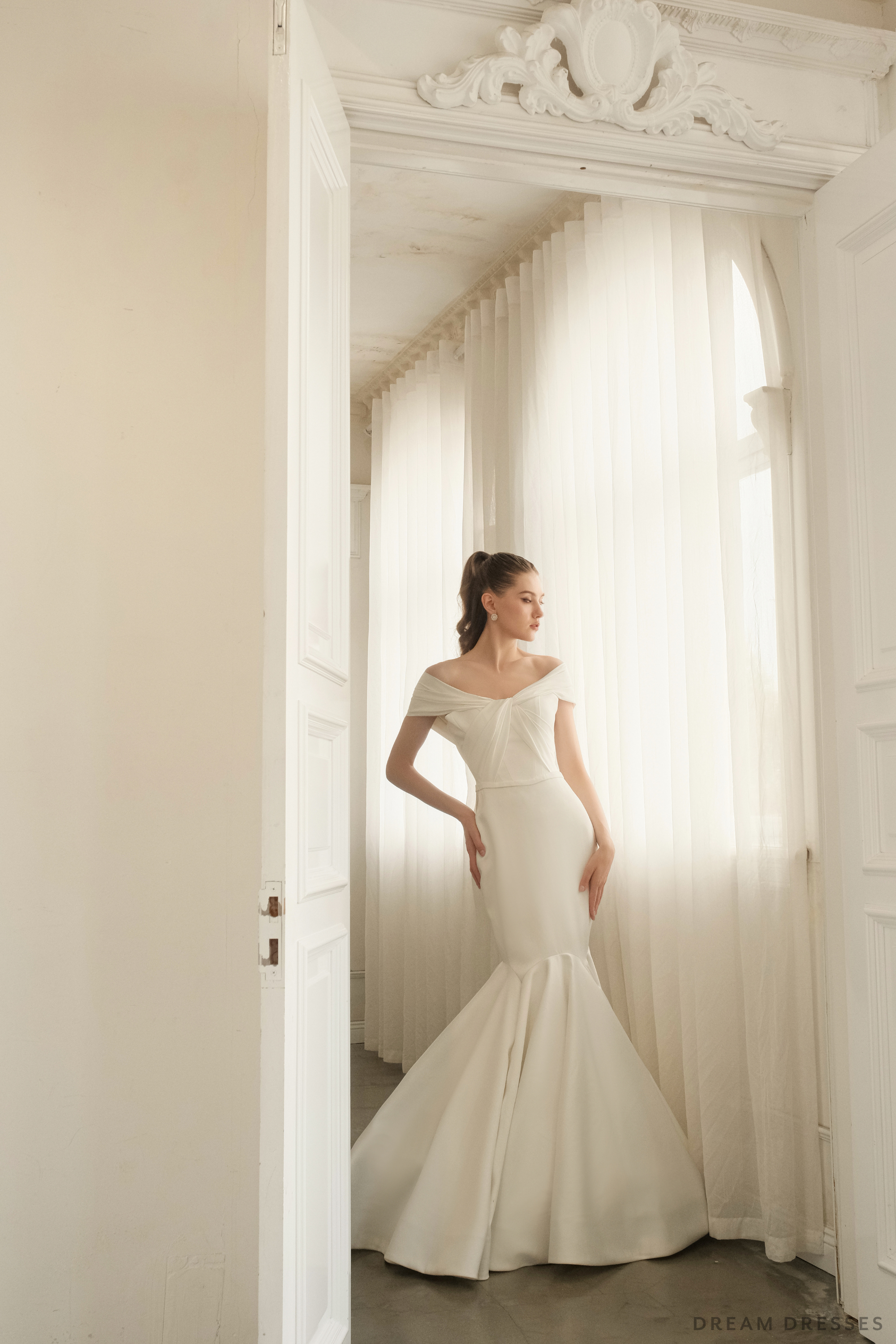 Off Shoulder Trumpet Wedding Dress (#JESALYN)