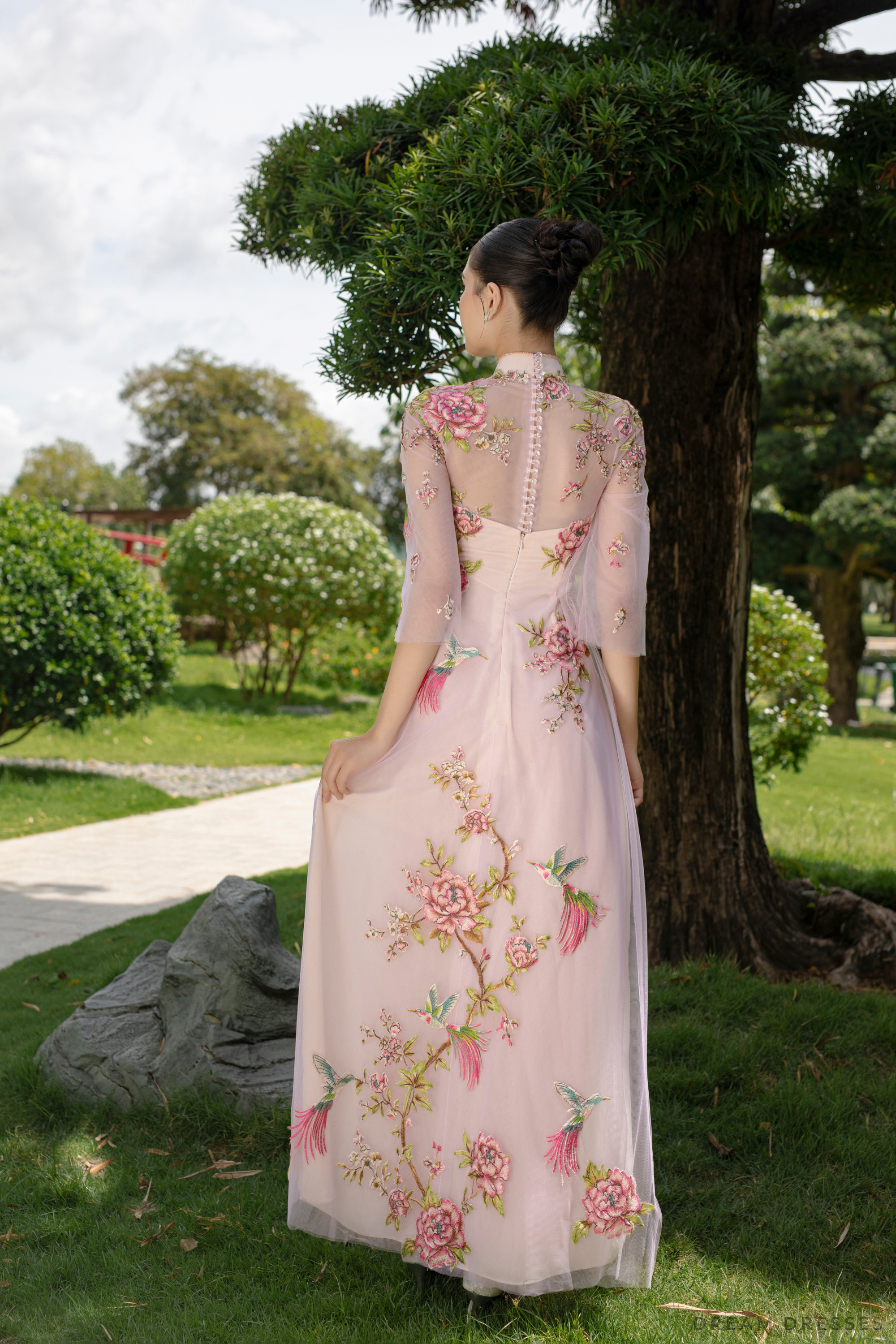 Pink Modern Bridal Ao Dai | Traditional Vietnamese Bridal Dress with Couture Lace (#THALIA)