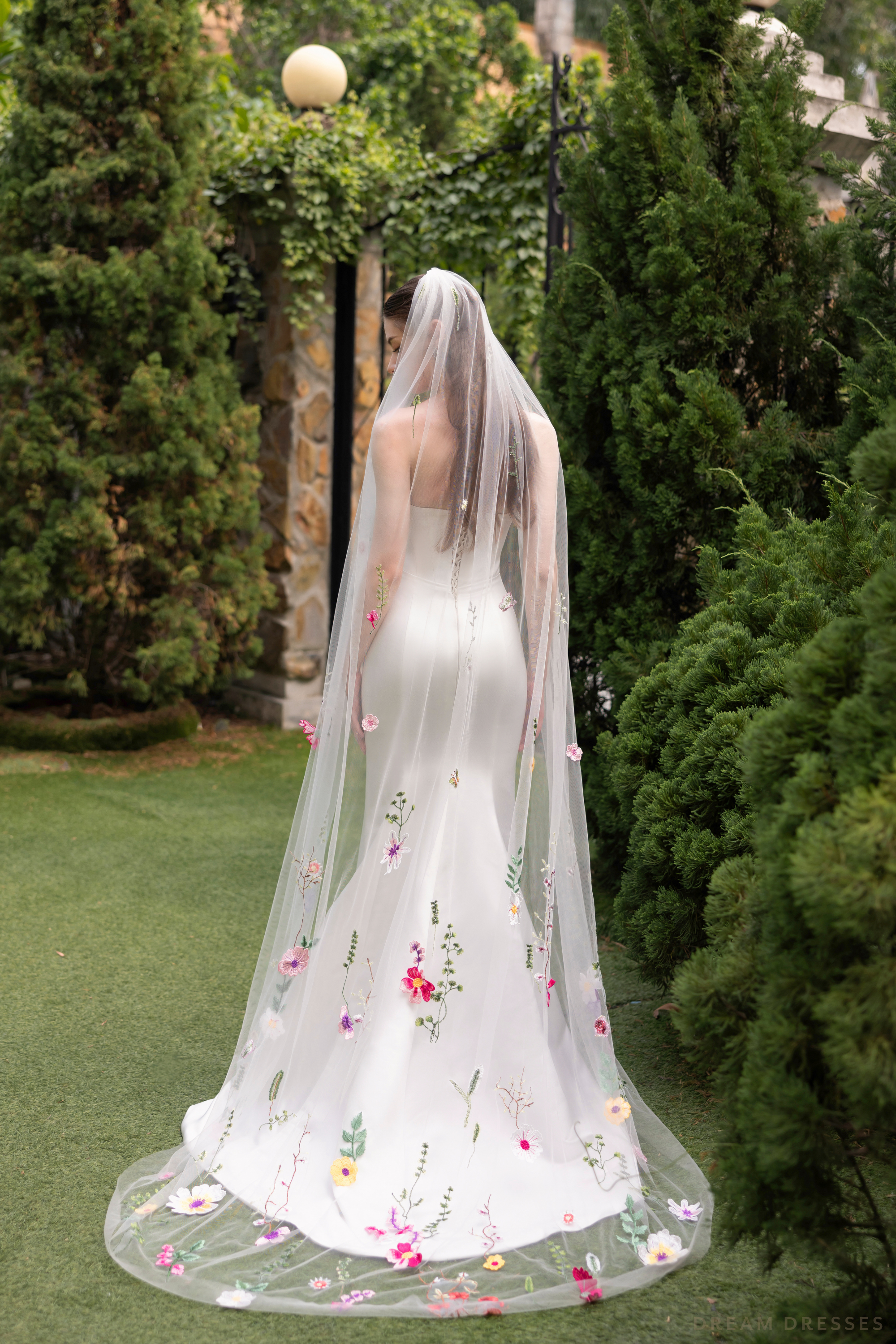 One Tier Colorful Floral Veil (#FLORAL)