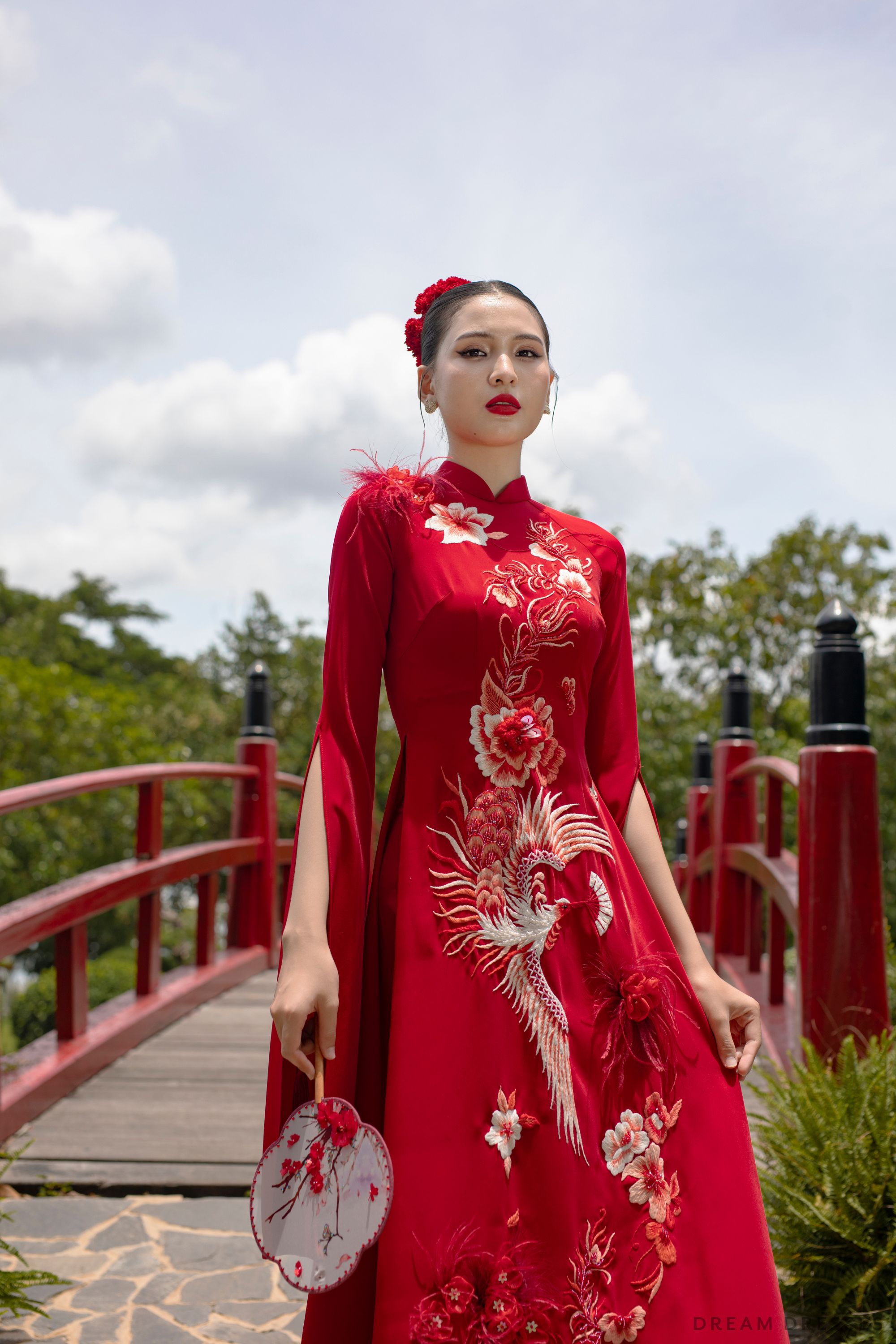 Red Bridal Ao Dai | Vietnamese Modern Bridal Dress with Phoenix Embroidery (#DAHAN)