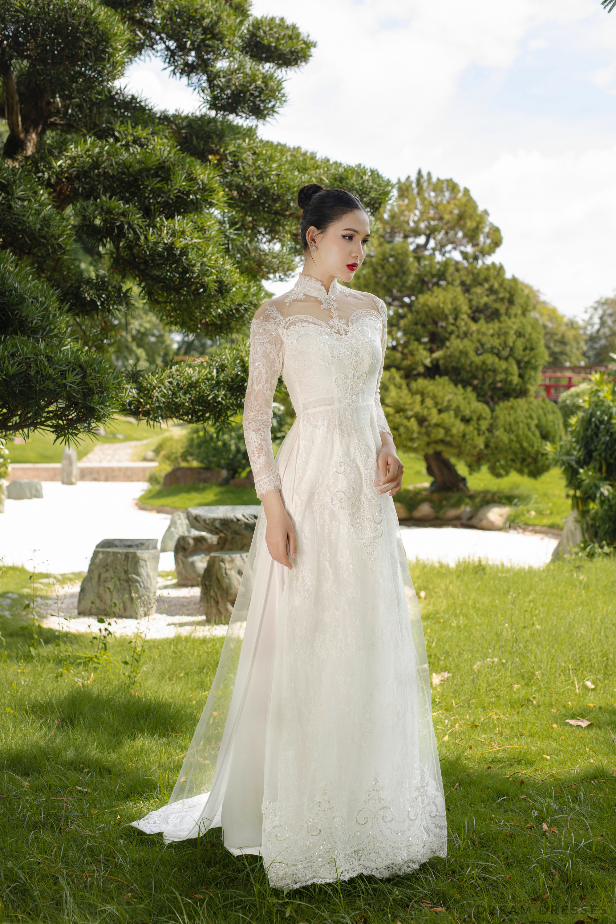 White Bridal Ao Dai | Vietnamese Traditional Bridal Dress with Couture Lace (#LENKA)