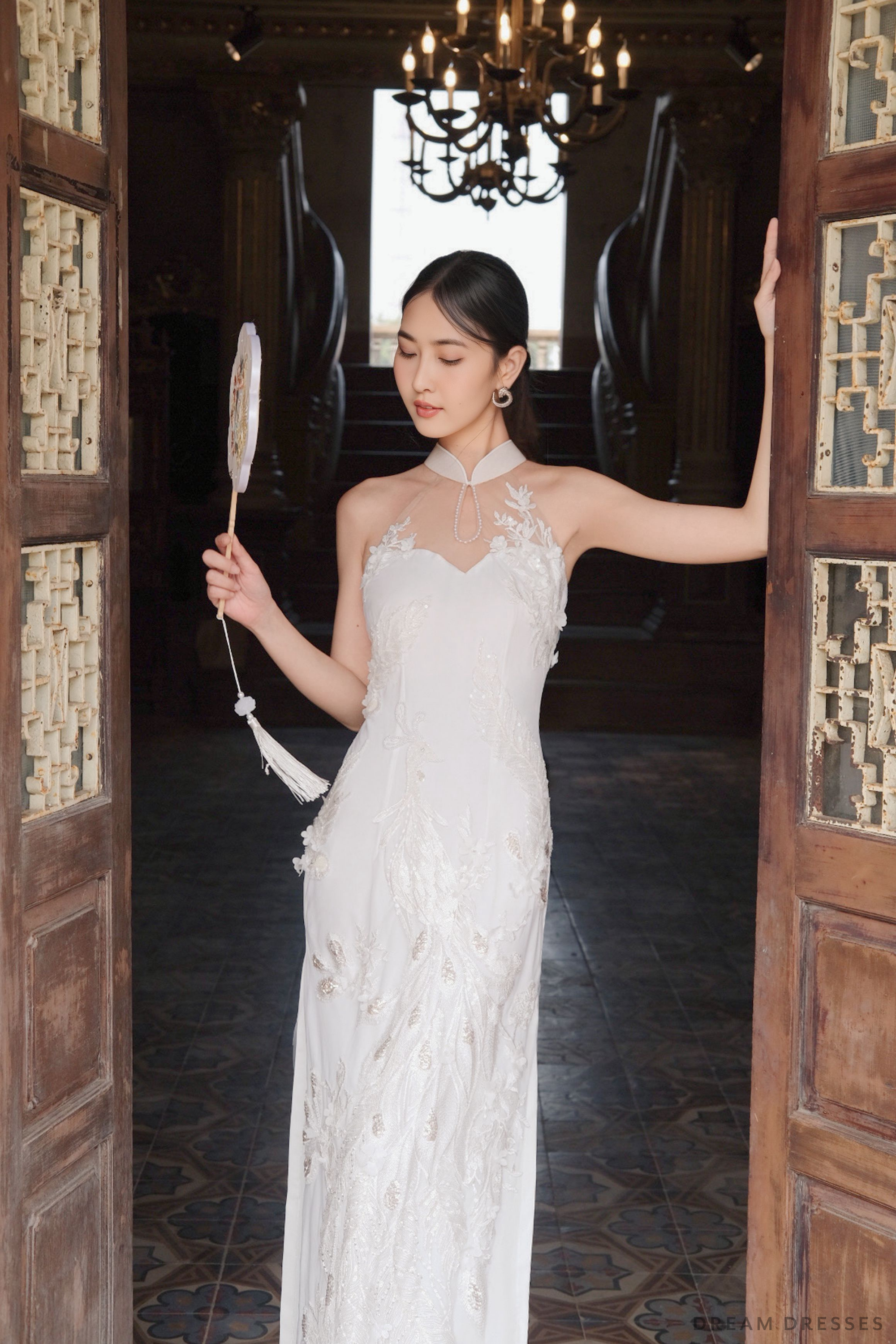 White Bridal Cheongsam | Couture Lace Modern Cheongsam (#JULIA)