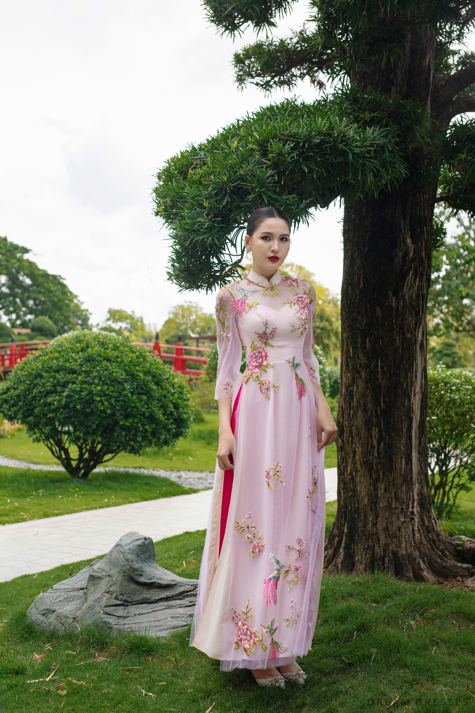 Pink Modern Bridal Ao Dai | Traditional Vietnamese Bridal Dress with Couture Lace (#THALIA)