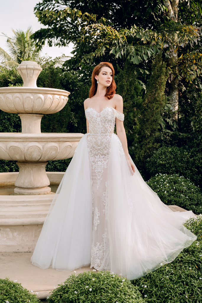 Couture Lace Wedding Dress with High Slit (#KRISTIN)