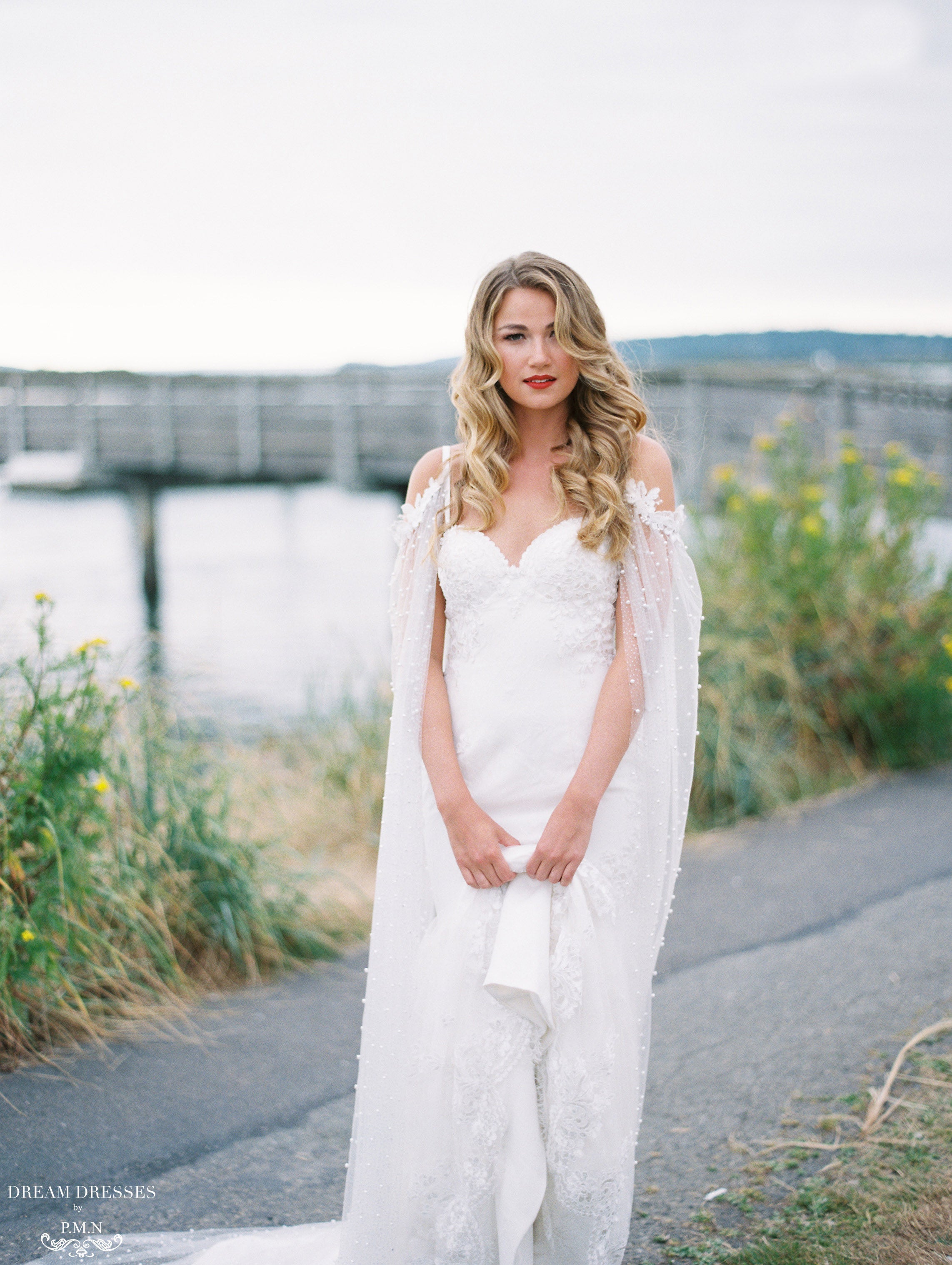 A Dreamy Pearl-Themed Wedding– CV Linens