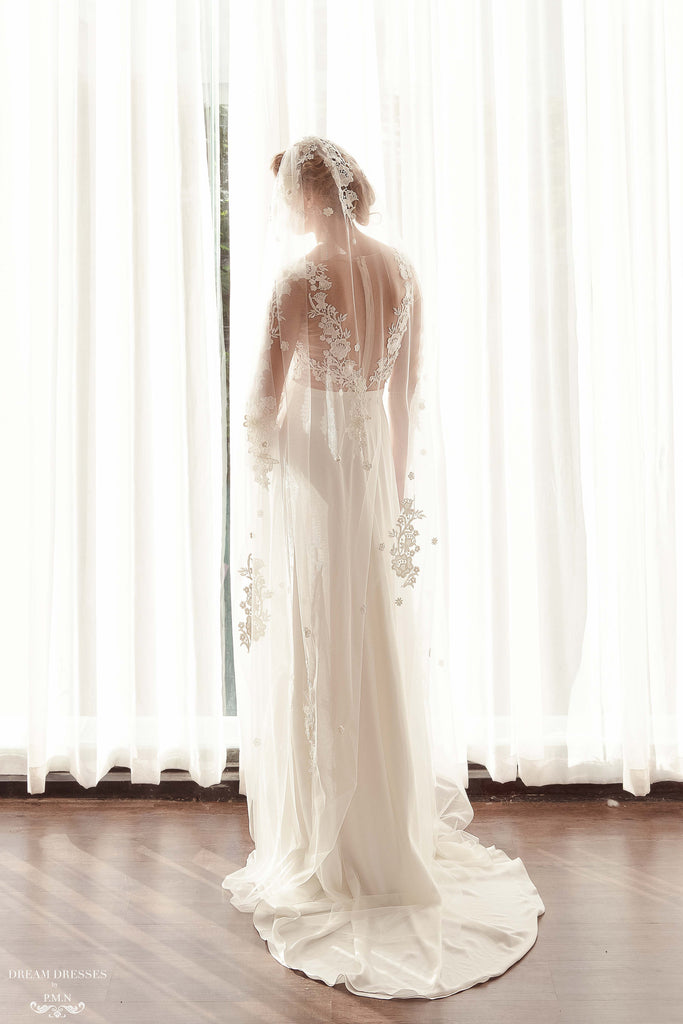 Dream Dresses by P.M.N. Elegant Waltz Bridal Veil (#Joli) Cathedral